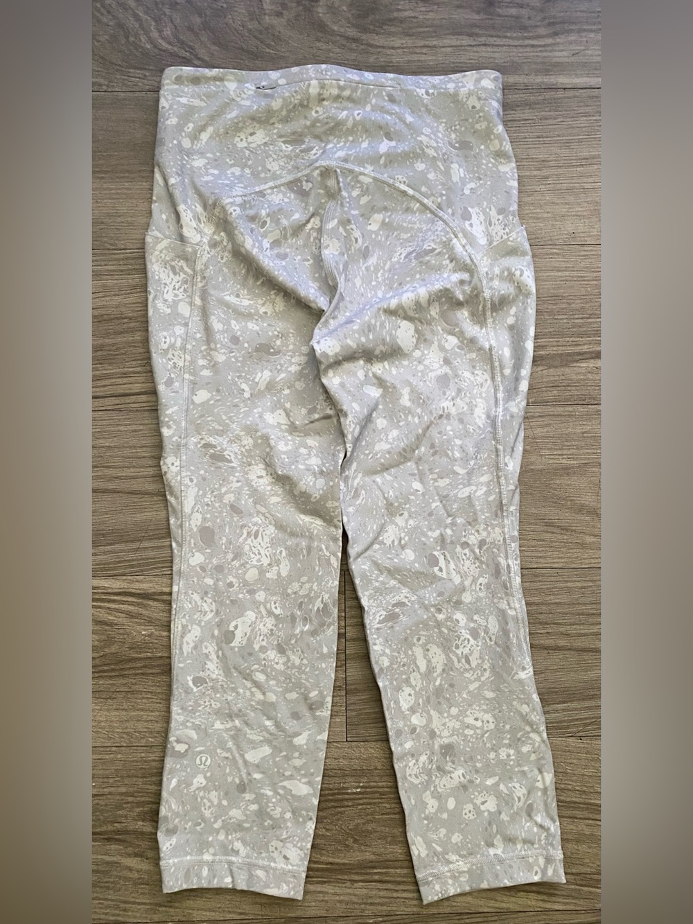 lululemon athletica Swift Speed High-Rise Crop 21” Capri Leggings - Picture 4 of 6